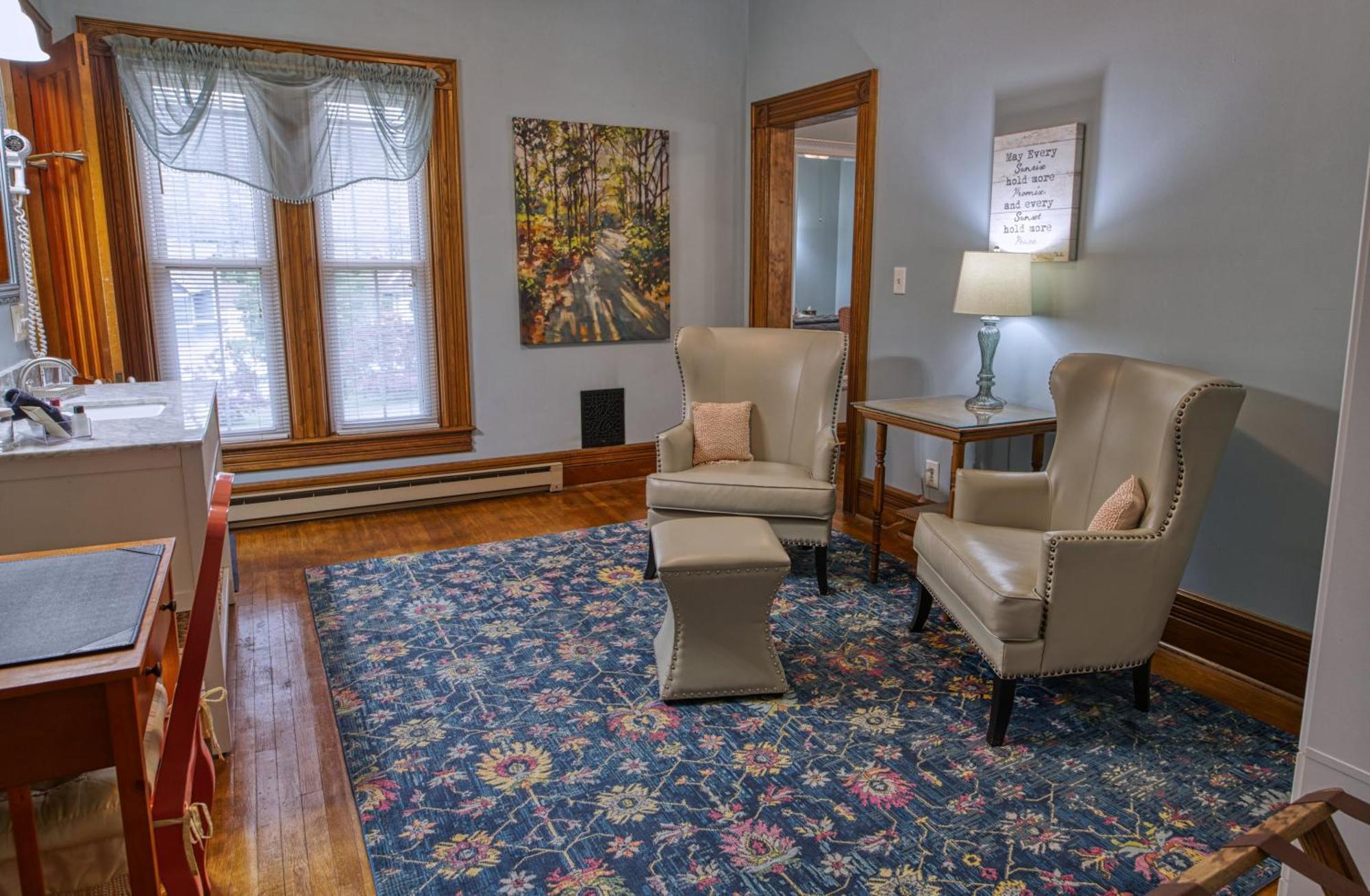 Rockwell Falls Inn And Wine Bar Lake Luzerne Bagian luar foto
