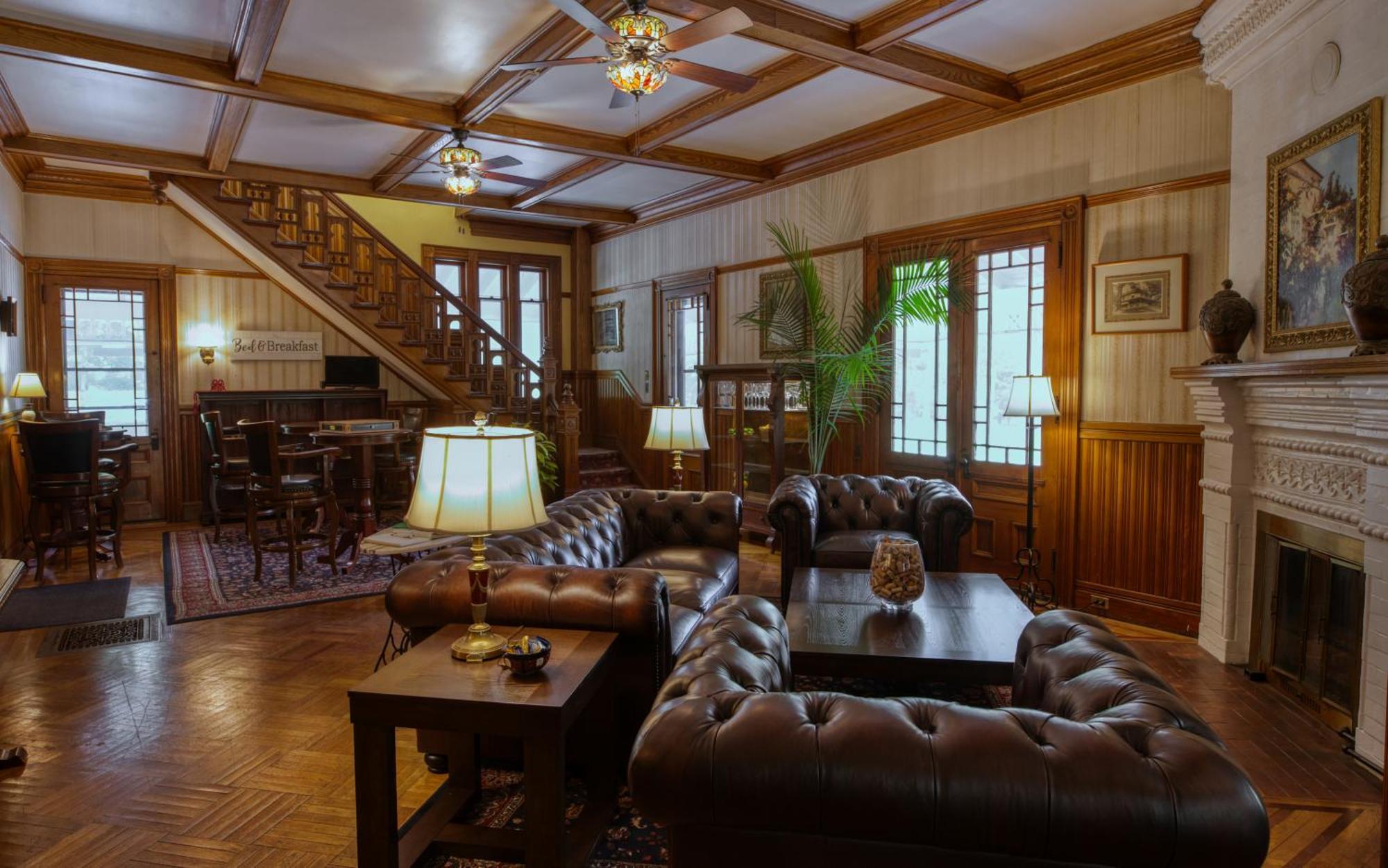 Rockwell Falls Inn And Wine Bar Lake Luzerne Bagian luar foto