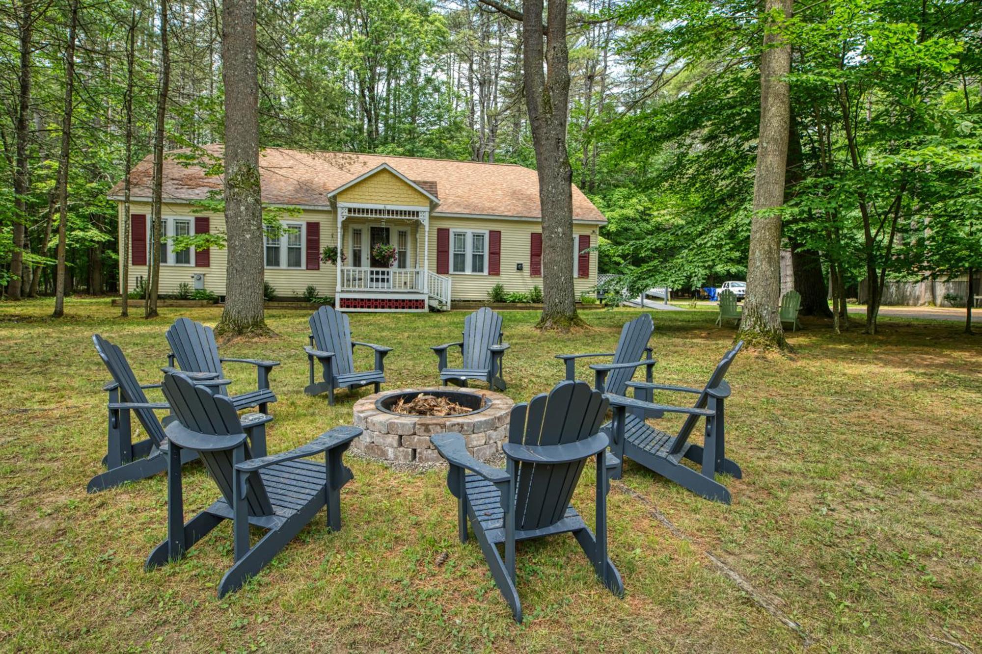 Rockwell Falls Inn And Wine Bar Lake Luzerne Bagian luar foto
